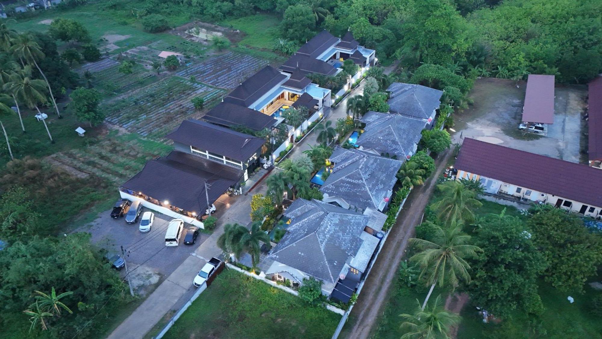 Narintara Private Pool Villas - Free Tuk-Tuk Service To The Beach! Ao Nang Ngoại thất bức ảnh